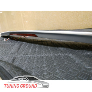 Спойлер на стекло с повторителем Camry 50/55 2012+ год